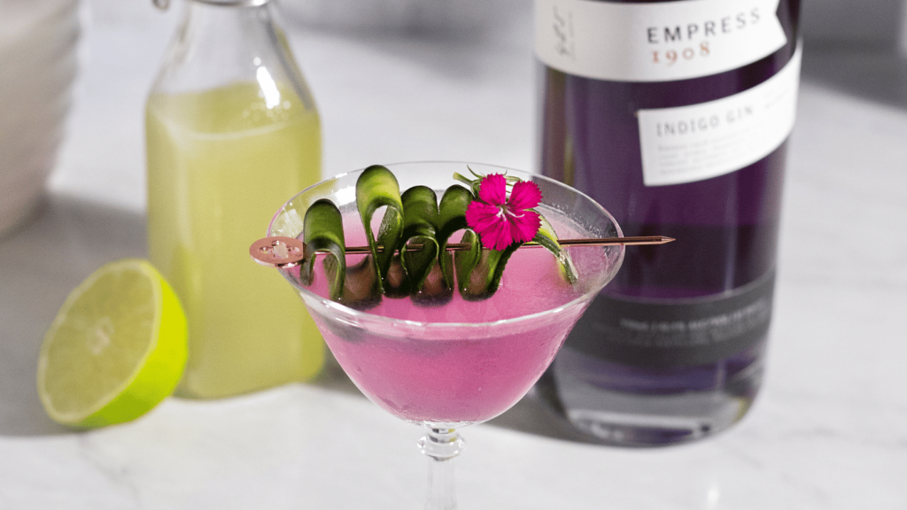 Cocktail Curiosities: Garnishing Tip & Tricks