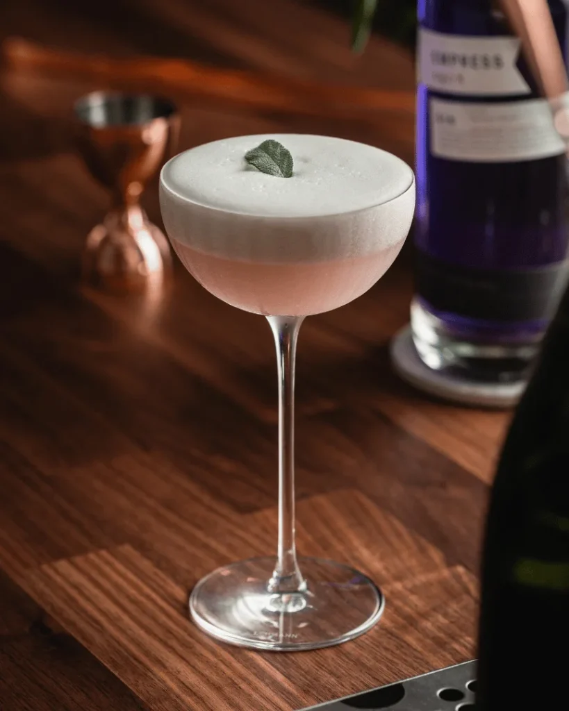 Empress Pineapple & Sage Sgroppino Empress 1908 Gin