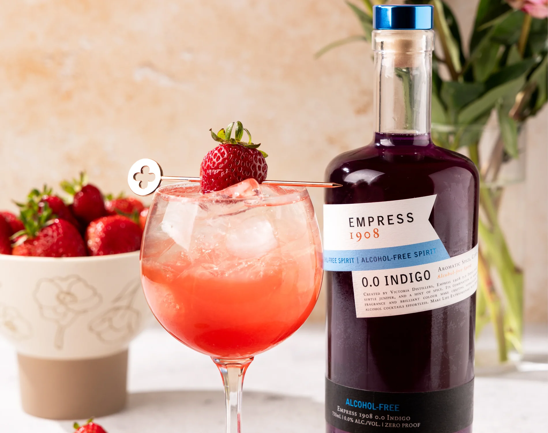 Strawberry Basil 0.0 Spritz